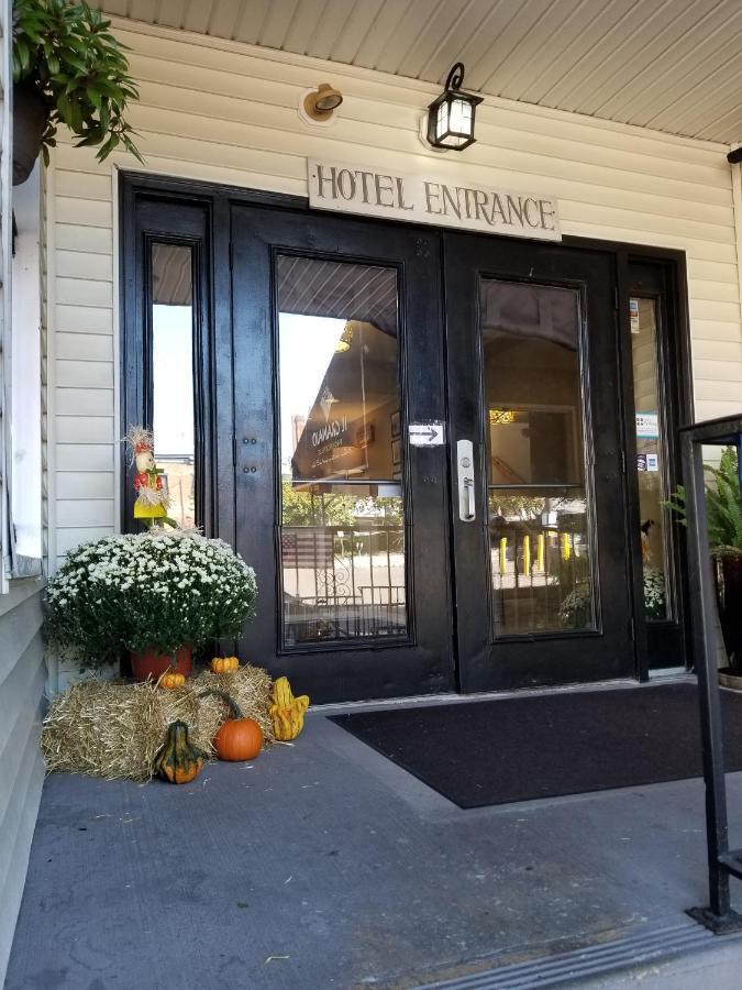 Mainstay Inn Финиксвилл Экстерьер фото